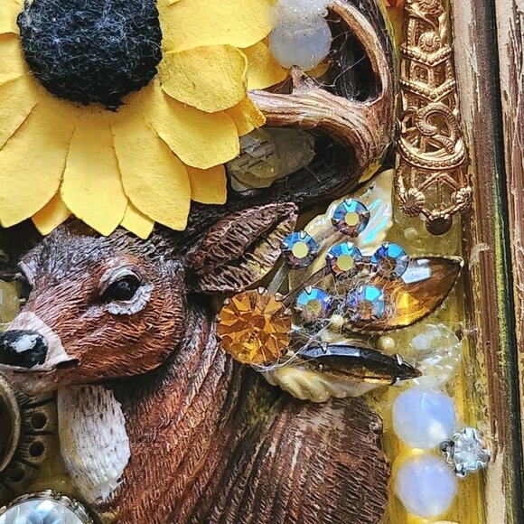 Vintage Moose Button Bead Art Hanging Wall Decor Handmade Artisan OOAK Rare - Picture 3 of 11